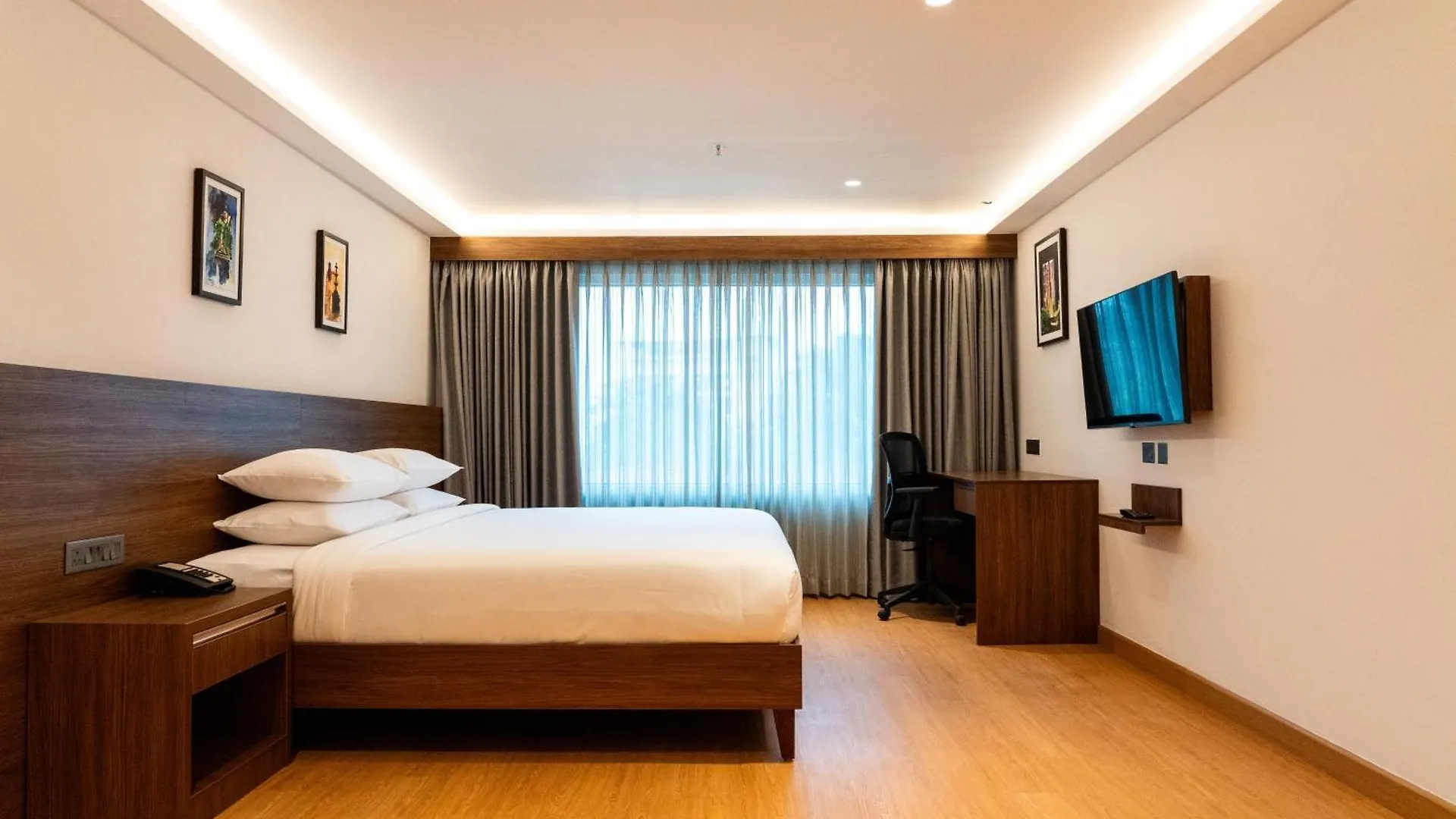 Lilac Hotel Guruvayur