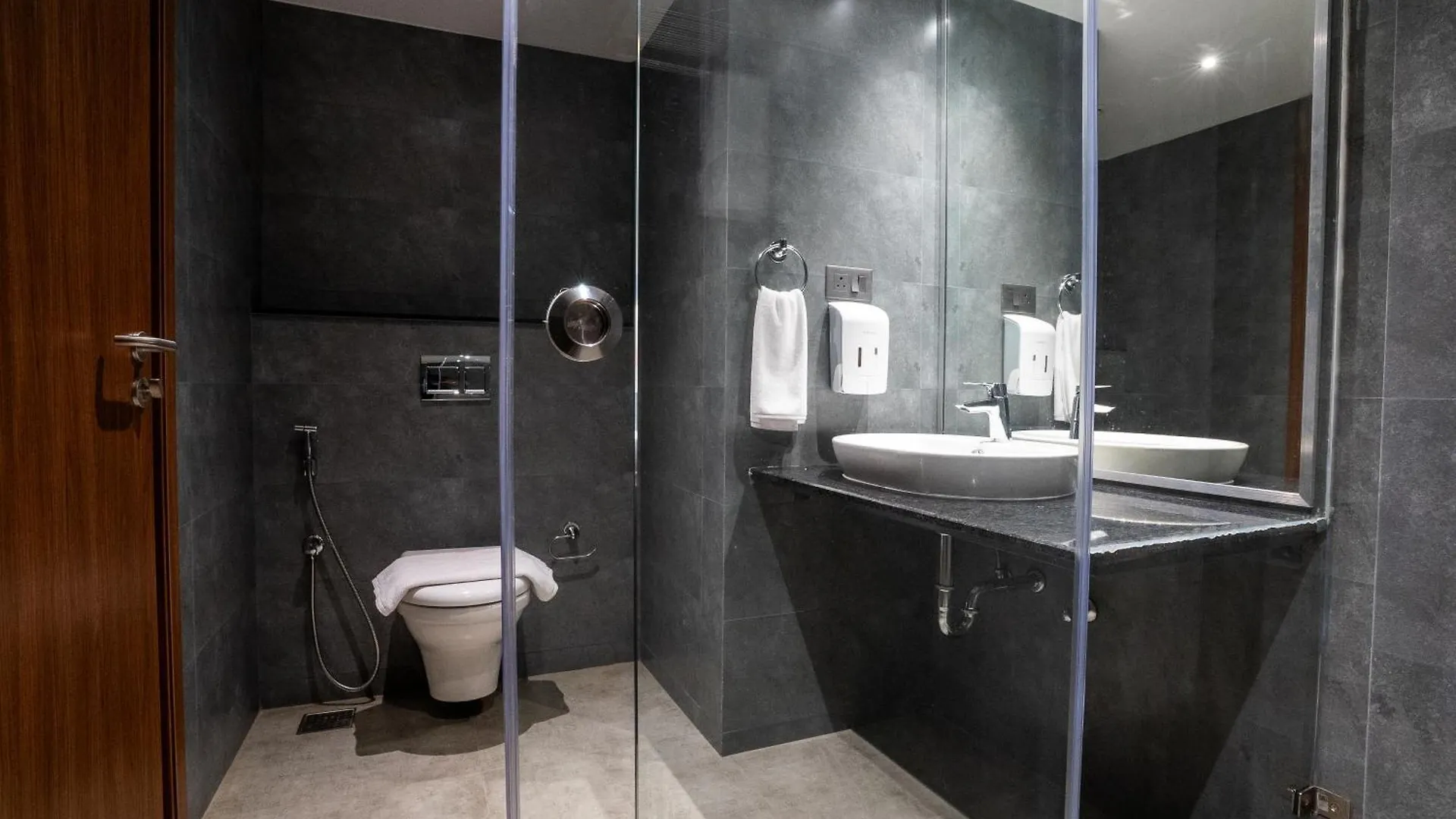 Lilac Hotel Guruvayur