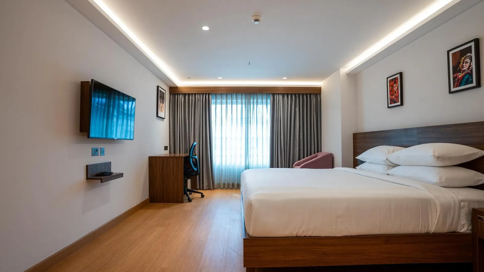 Lilac Hotel Guruvāyūr