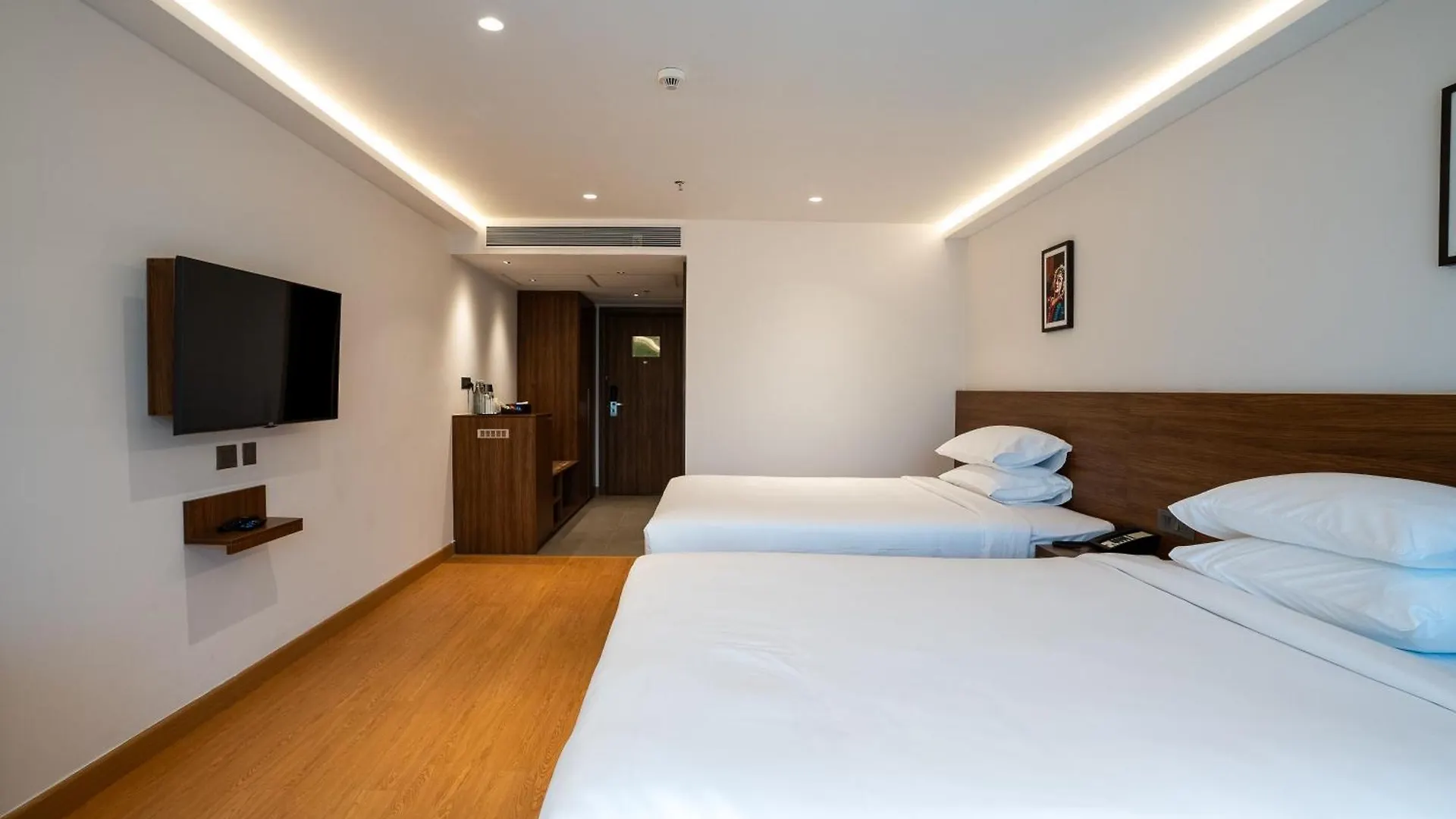 Lilac Hotel Guruvāyūr