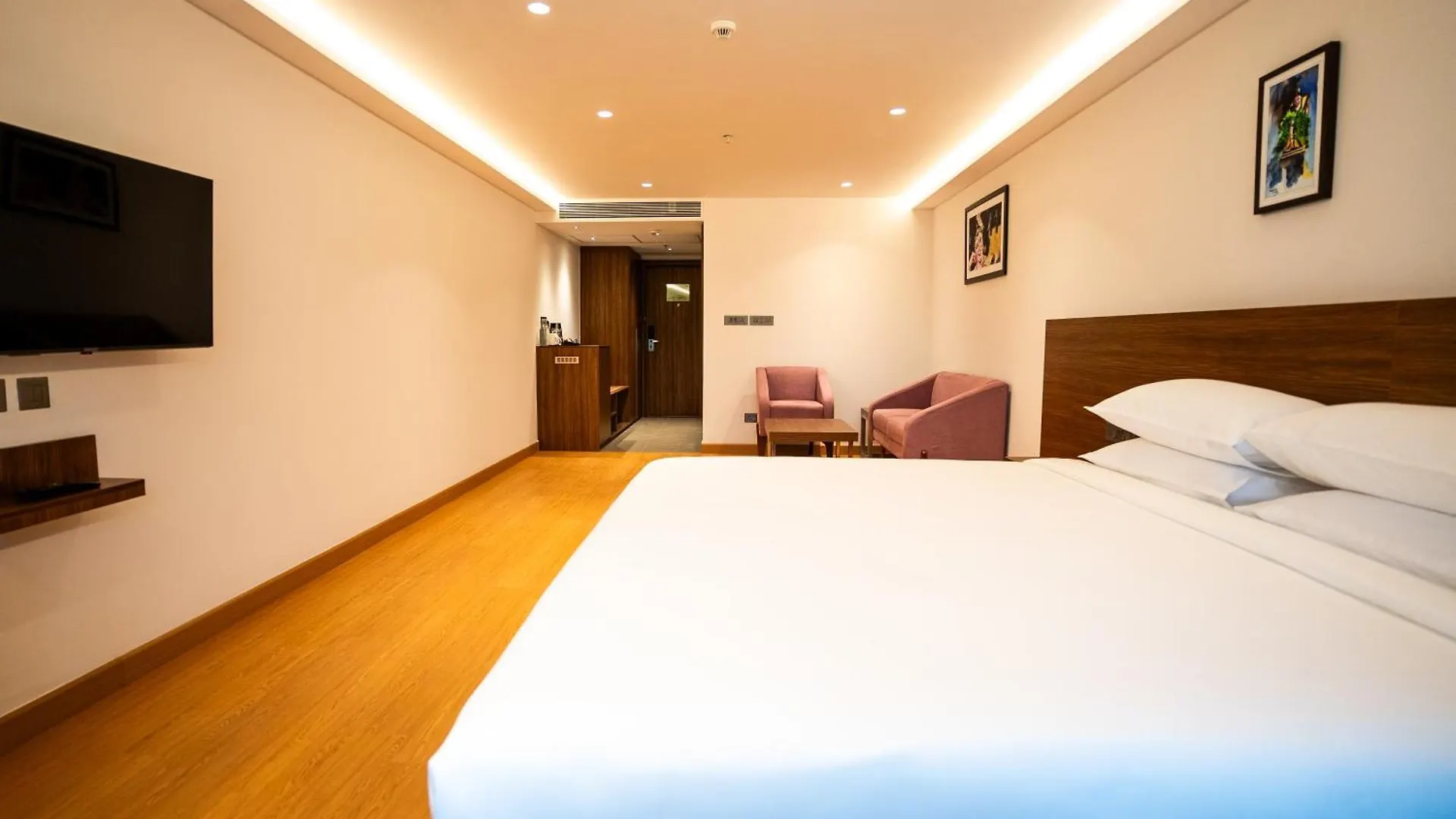 Lilac Hotel Guruvayur